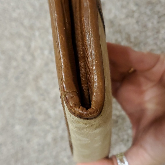 Fossil Wallet - Picture 12 of 14